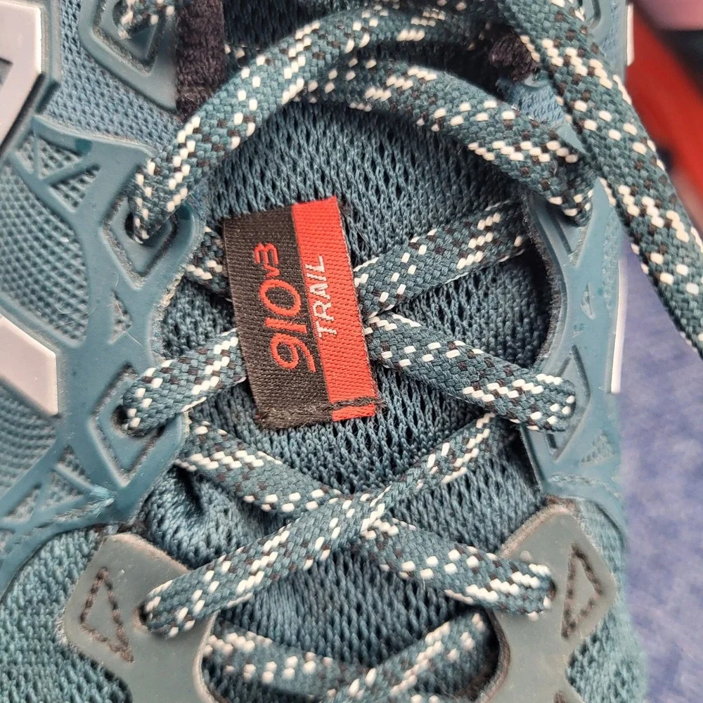 New Balance 910v3 Trail Gore-Tex Men 8 2E Wide Blue Running Shoes Hiking Outdoor